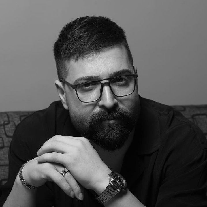 دانلود آهنگ حمید هیراد گیسوی تو دیدم سمت او آمده ام دانلود آهنگ حمید هیراد گیسوی تو دیدم سمت او آمده ام